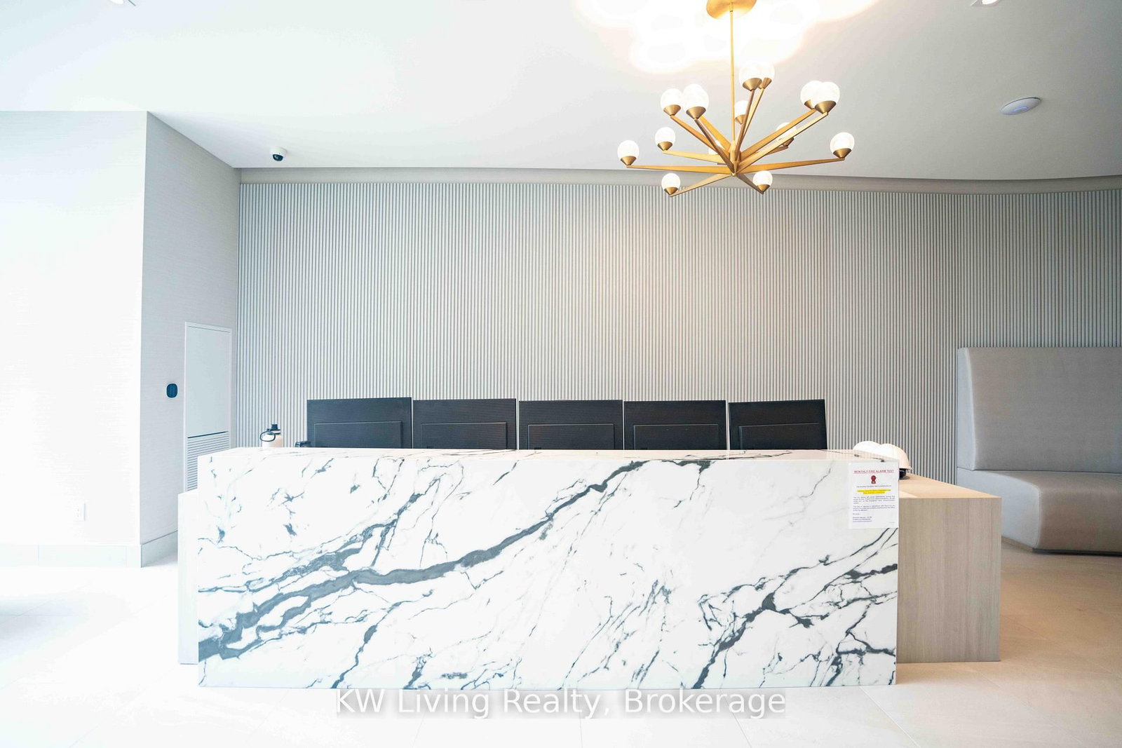 512-20 Deans Drive, Toronto, ON