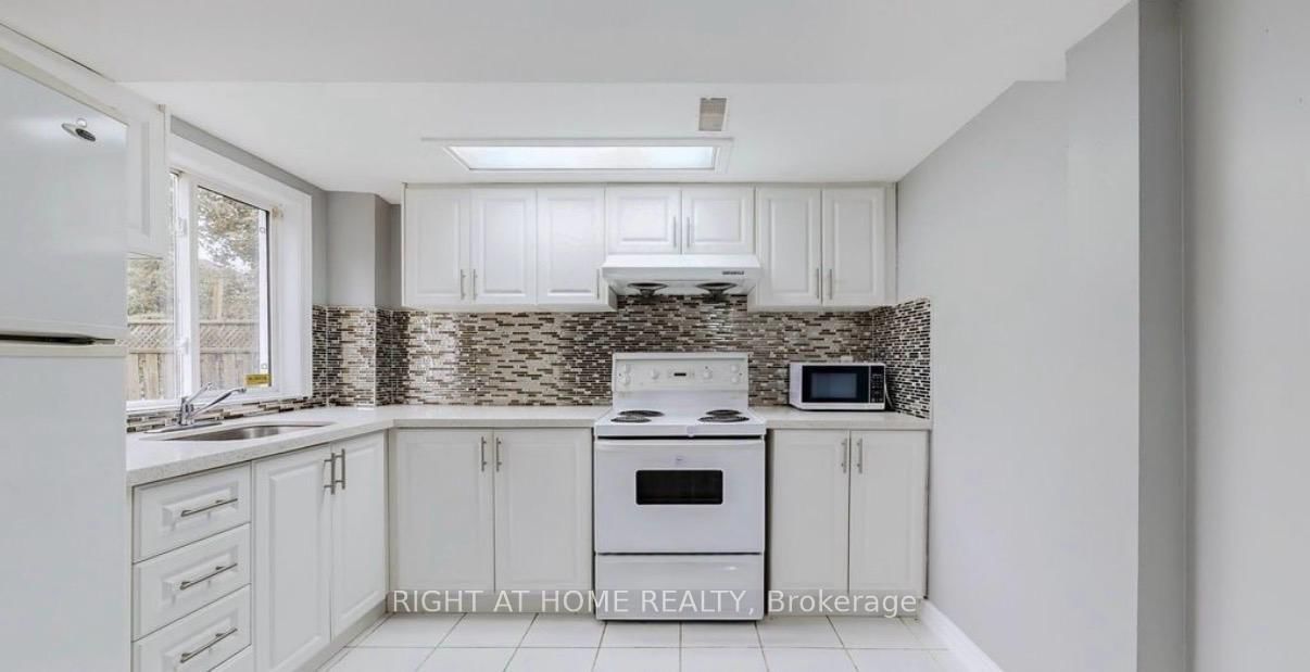 942 Port Union Road, Toronto, ON, photo 2