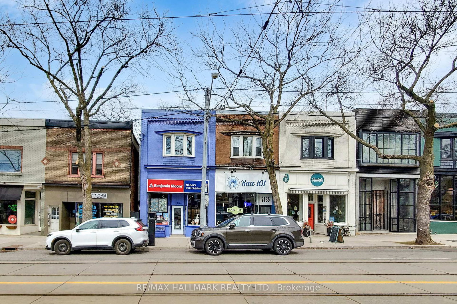2184 E Queen Street • Toronto, ON photo 1
