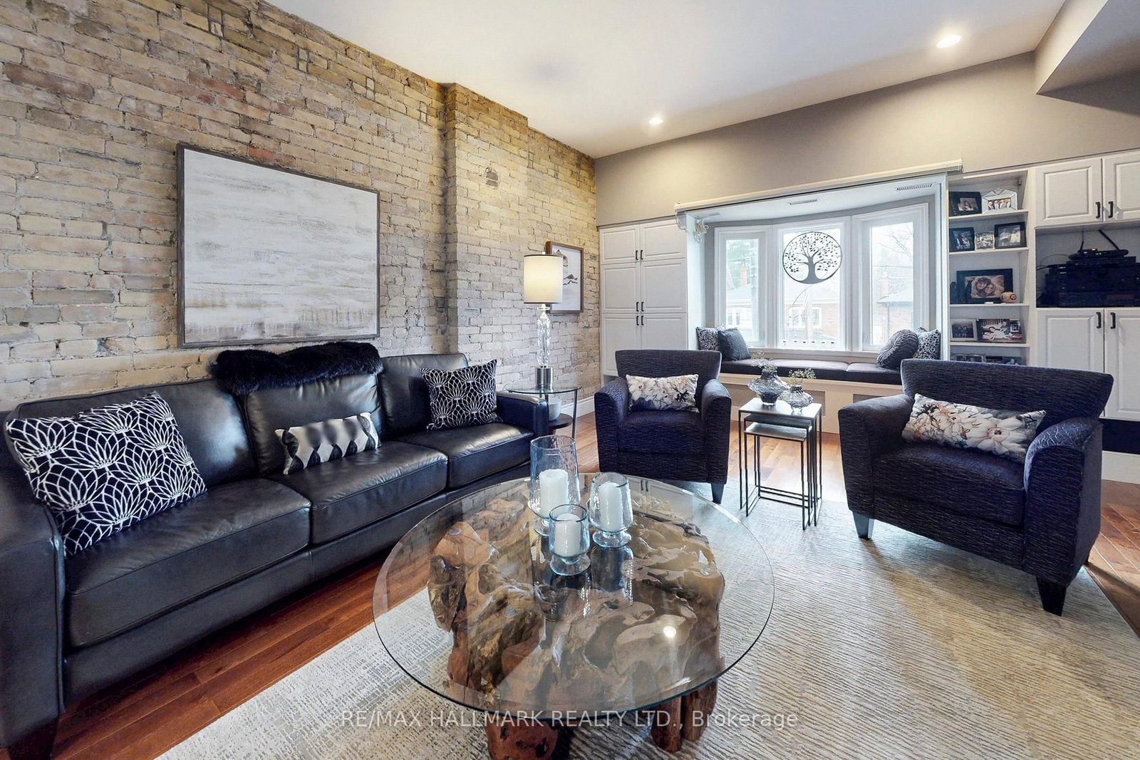 2184 E Queen Street • Toronto, ON photo 18