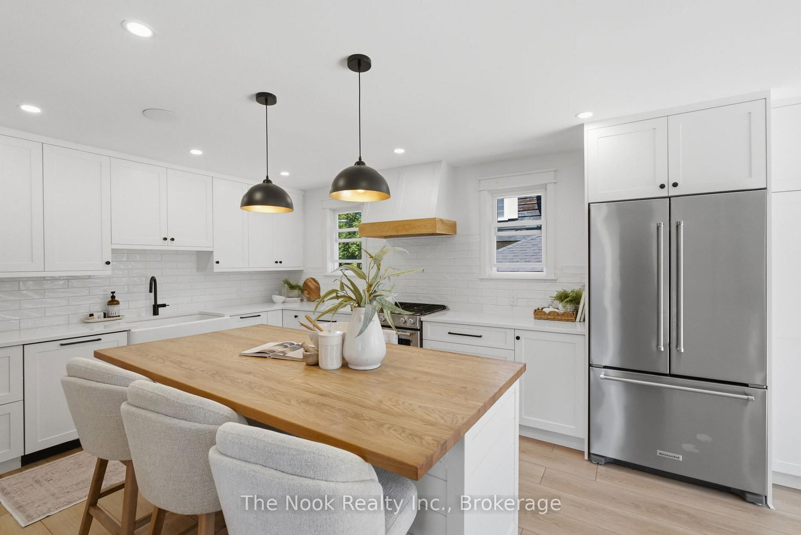 321 Palace Street • Whitby, ON photo 11