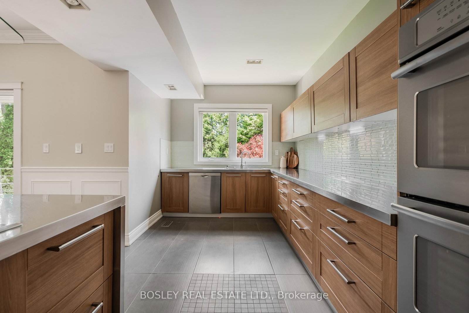 1599 Woodbine Heights Boulevard • Toronto, ON photo 18
