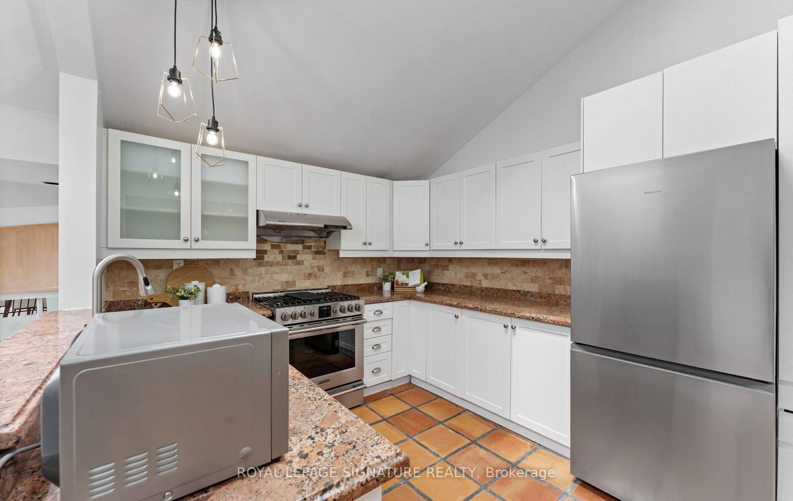 279 Birkdale Road • Toronto, ON photo 11