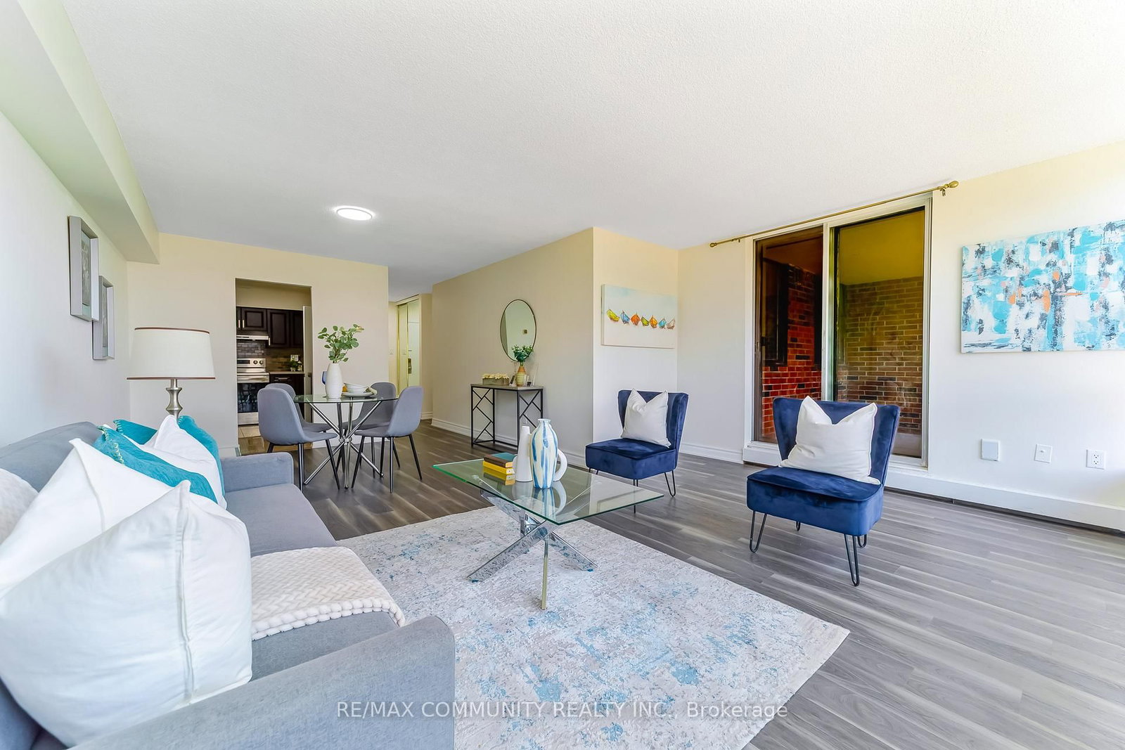 3380 Eglinton Avenue E • #511 • Toronto, ON photo 14