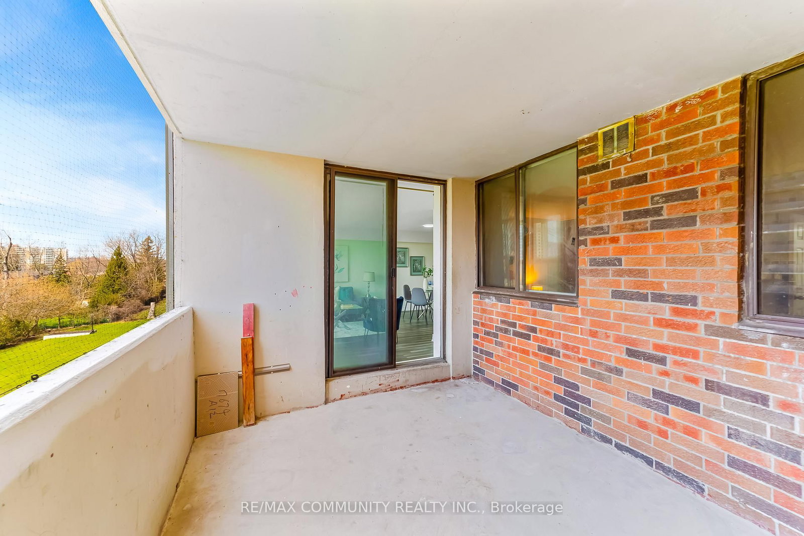 3380 Eglinton Avenue E • #511 • Toronto, ON photo 28
