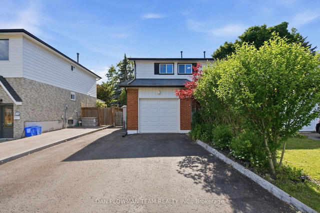 422 Lanark Drive