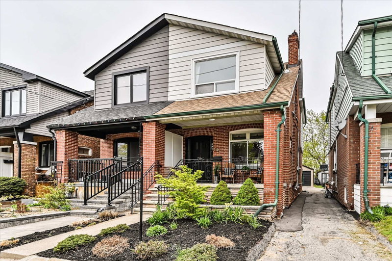 510 Glebeholme Boulevard