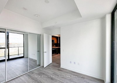Unit 810 — 1606 Charles Street — more photos