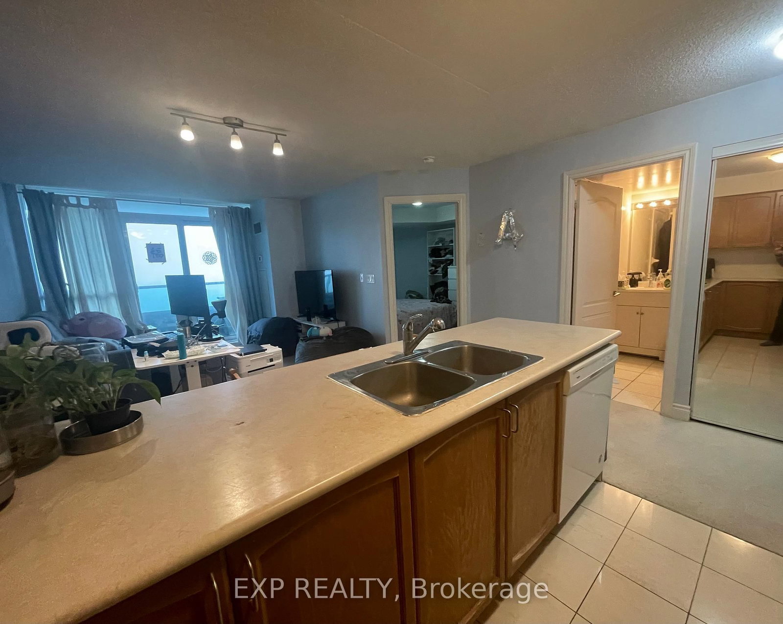 50 Brian Harrison Way • #2810 • Toronto, ON photo 8