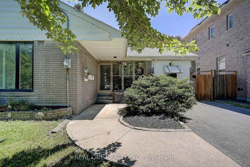37 Lauralynn Crescent