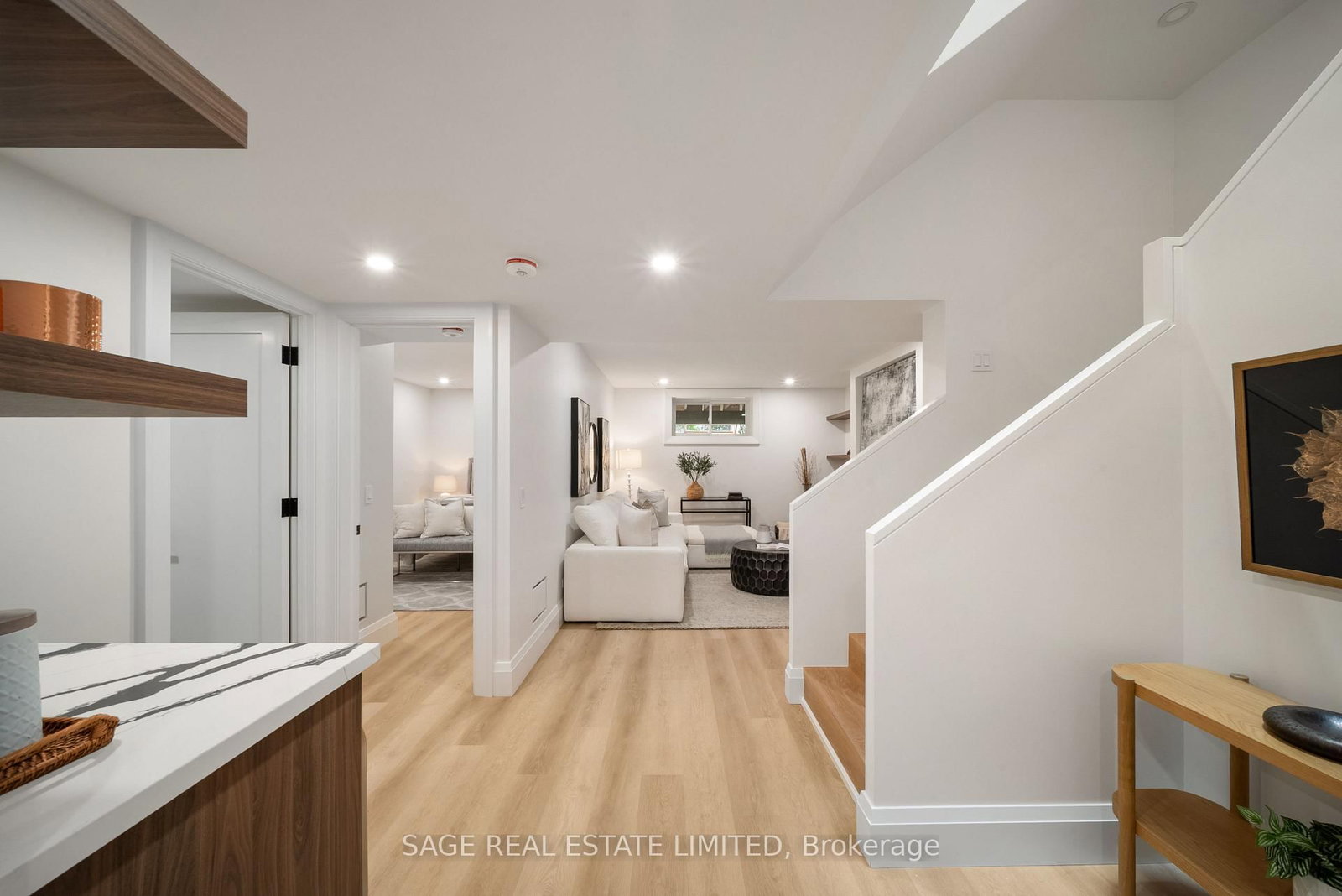 116 Lee Avenue • Toronto, ON photo 36
