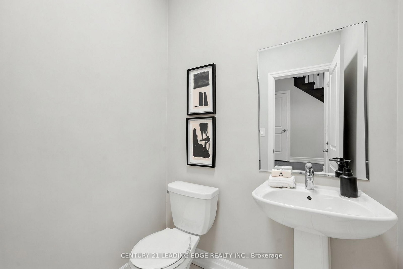 27 Christine Elliott Avenue • Whitby, ON photo 31