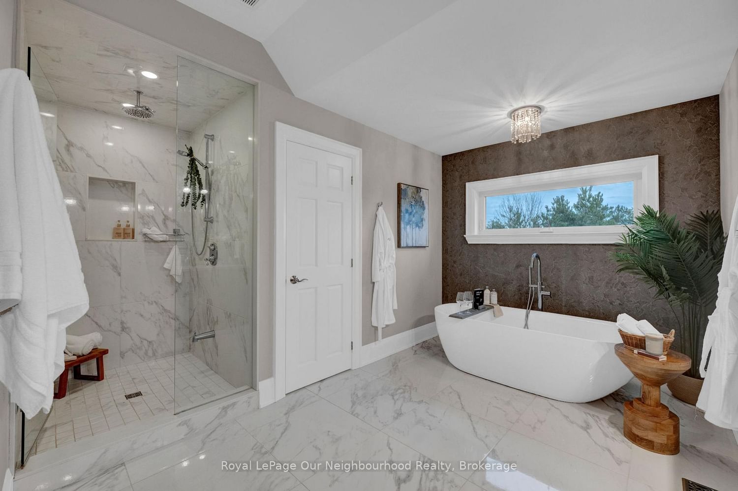 9 POWERS Court • Clarington, ON photo 41