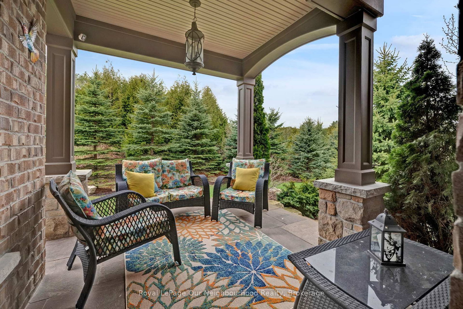 9 POWERS Court • Clarington, ON photo 5