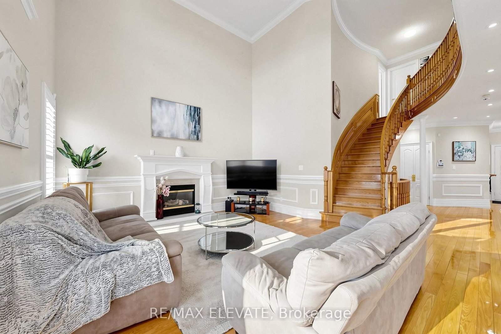 11 Joshua Boulevard • Whitby, ON photo 12