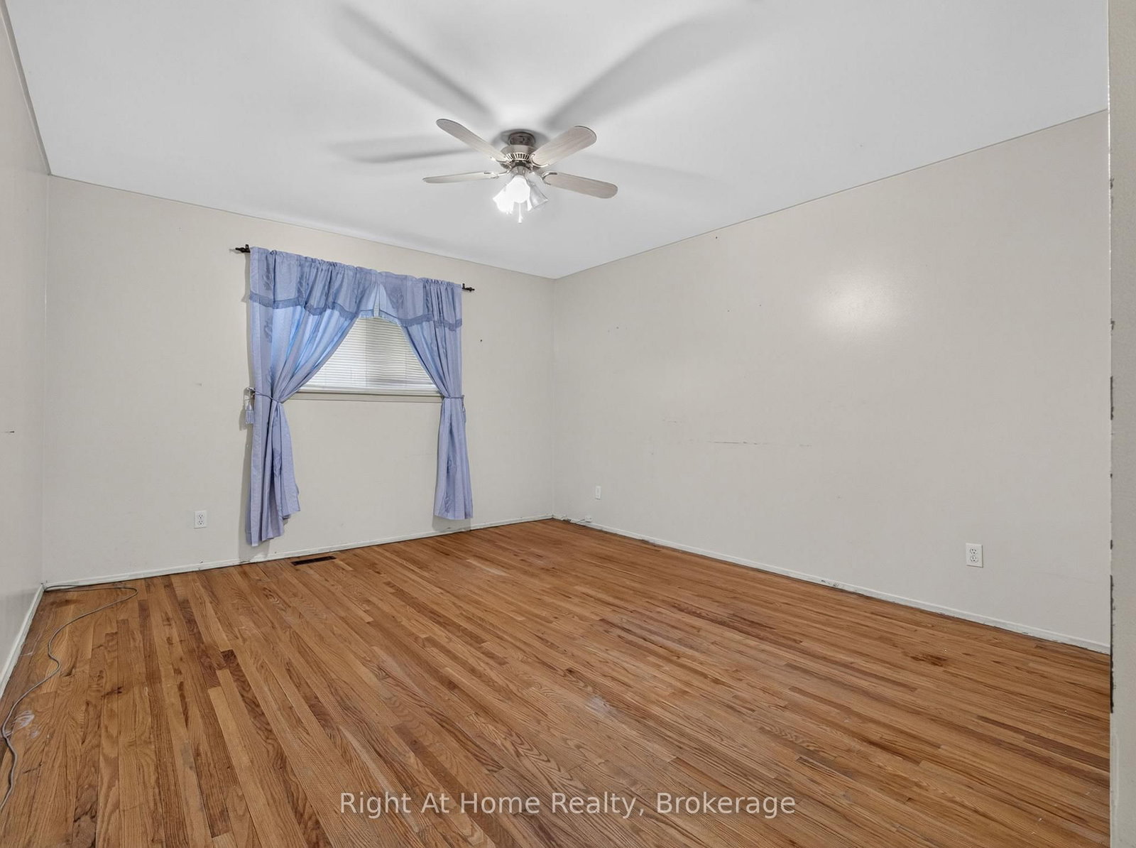 833 Vicki Drive • Pickering, ON photo 14