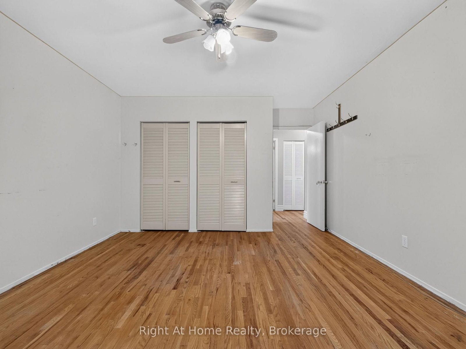 833 Vicki Drive • Pickering, ON photo 15