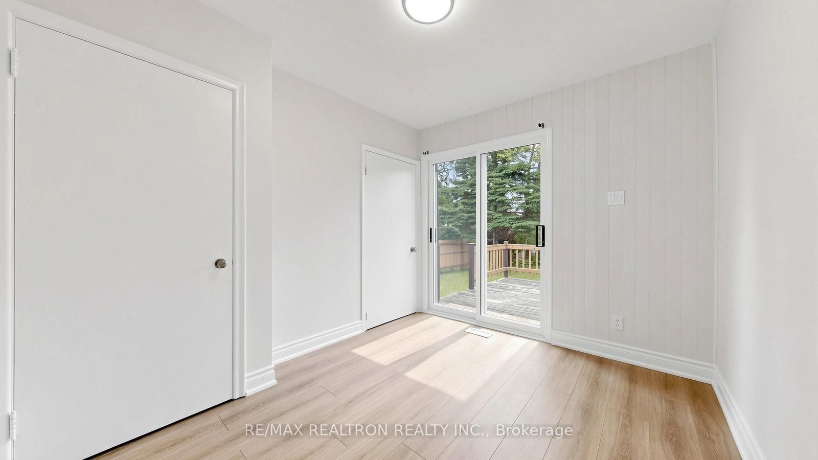 91 Vauxhall Drive • Toronto, ON photo 17