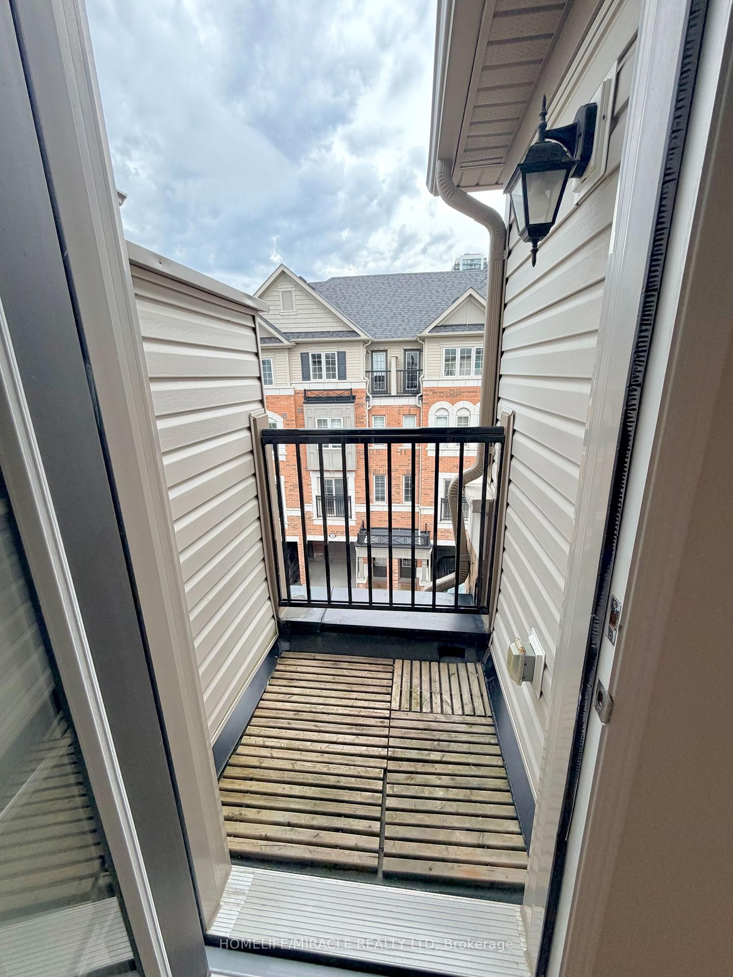 35 Glenstal Path • #265 • Oshawa, ON photo 15