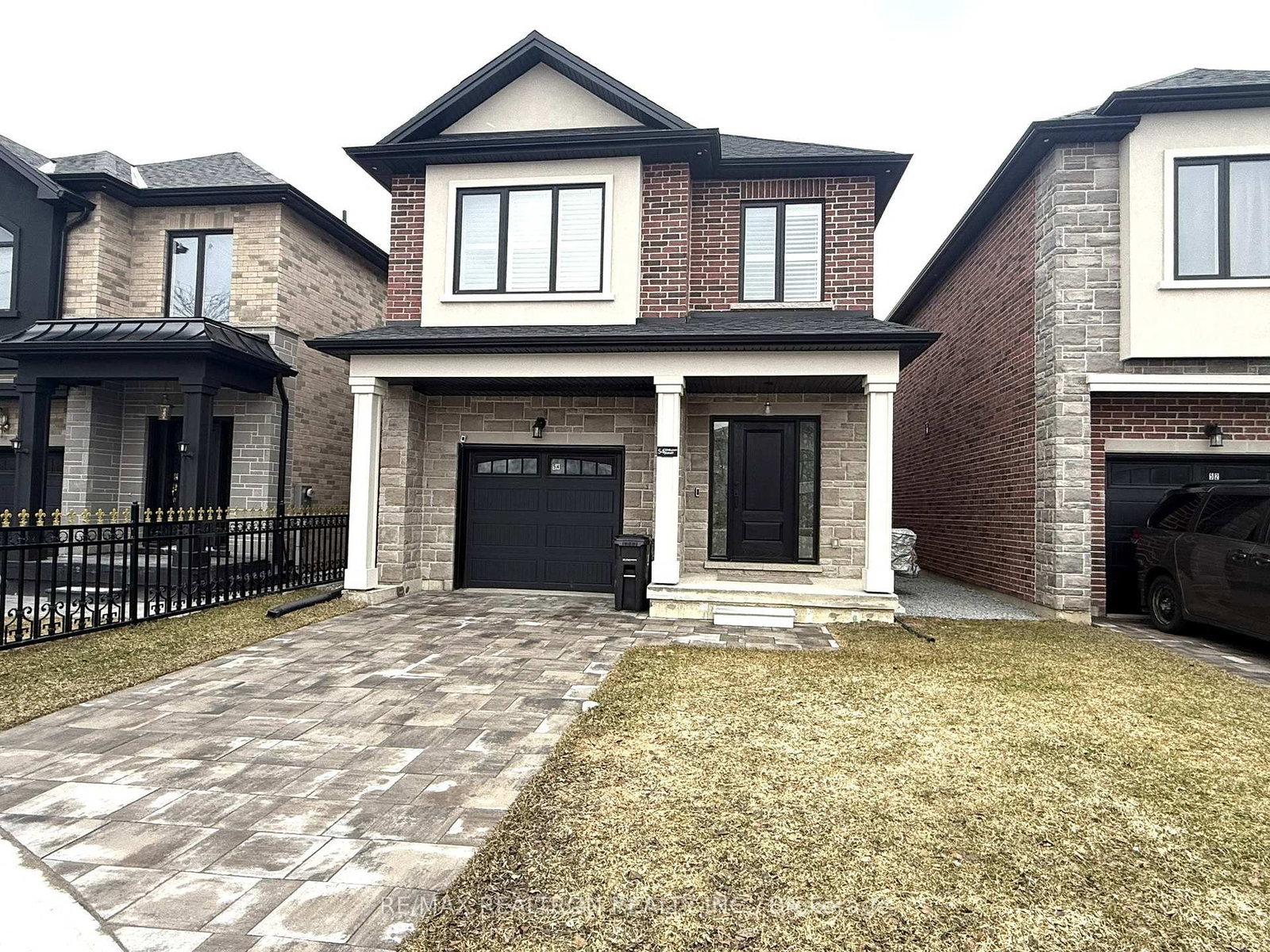 Lower-54 Chelliah Court, Toronto, ON