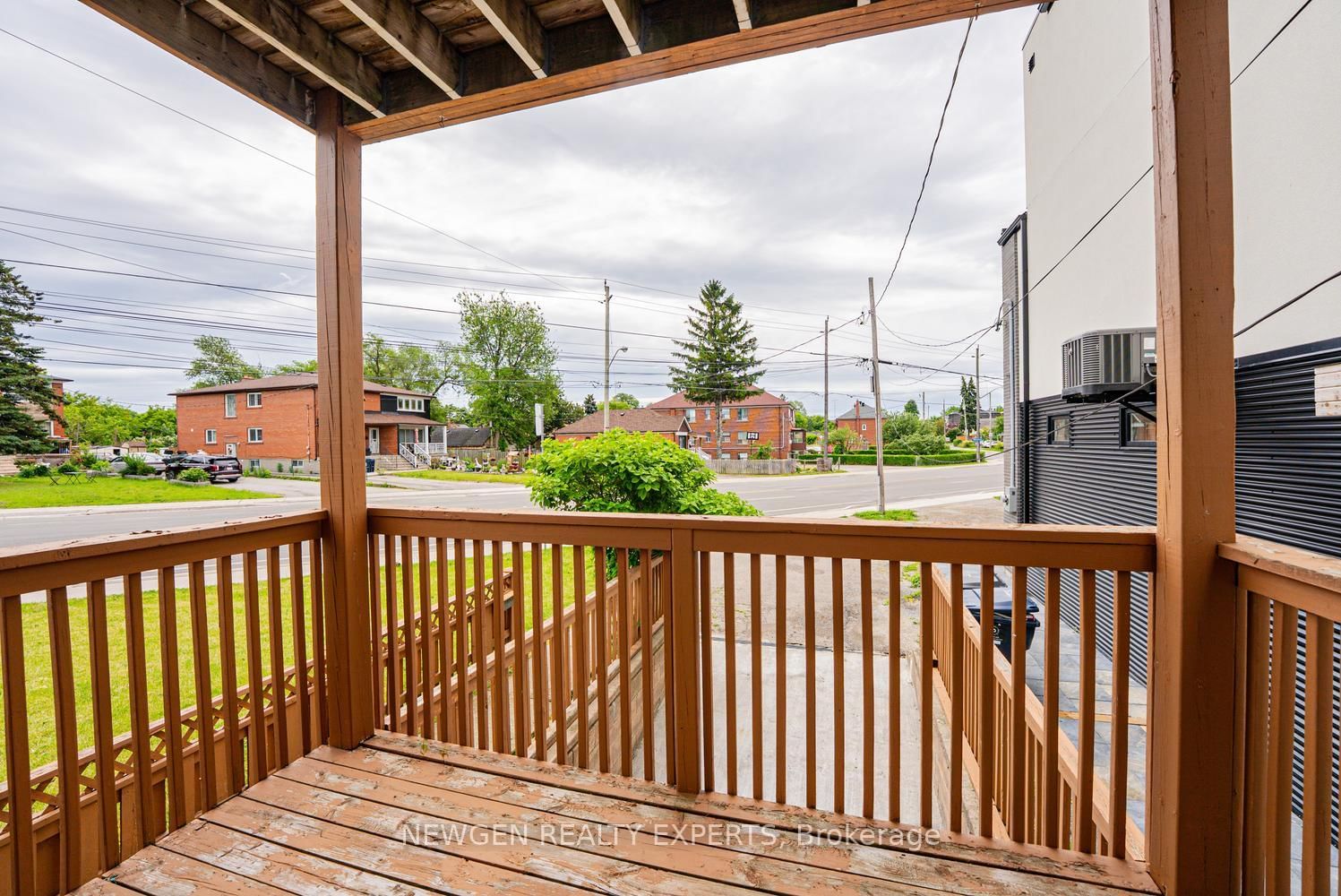 592A Danforth Road • Toronto, ON photo 17