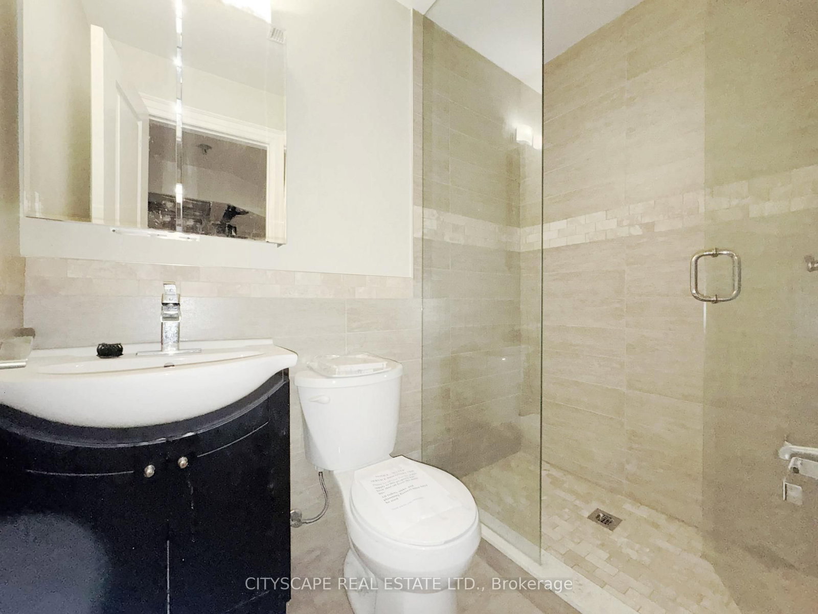817 Cosburn Toronto,ON M4C 2V9 — Photo 43