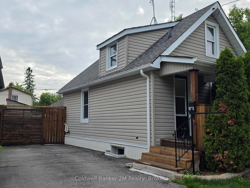 home for lease on 300 Haig Street