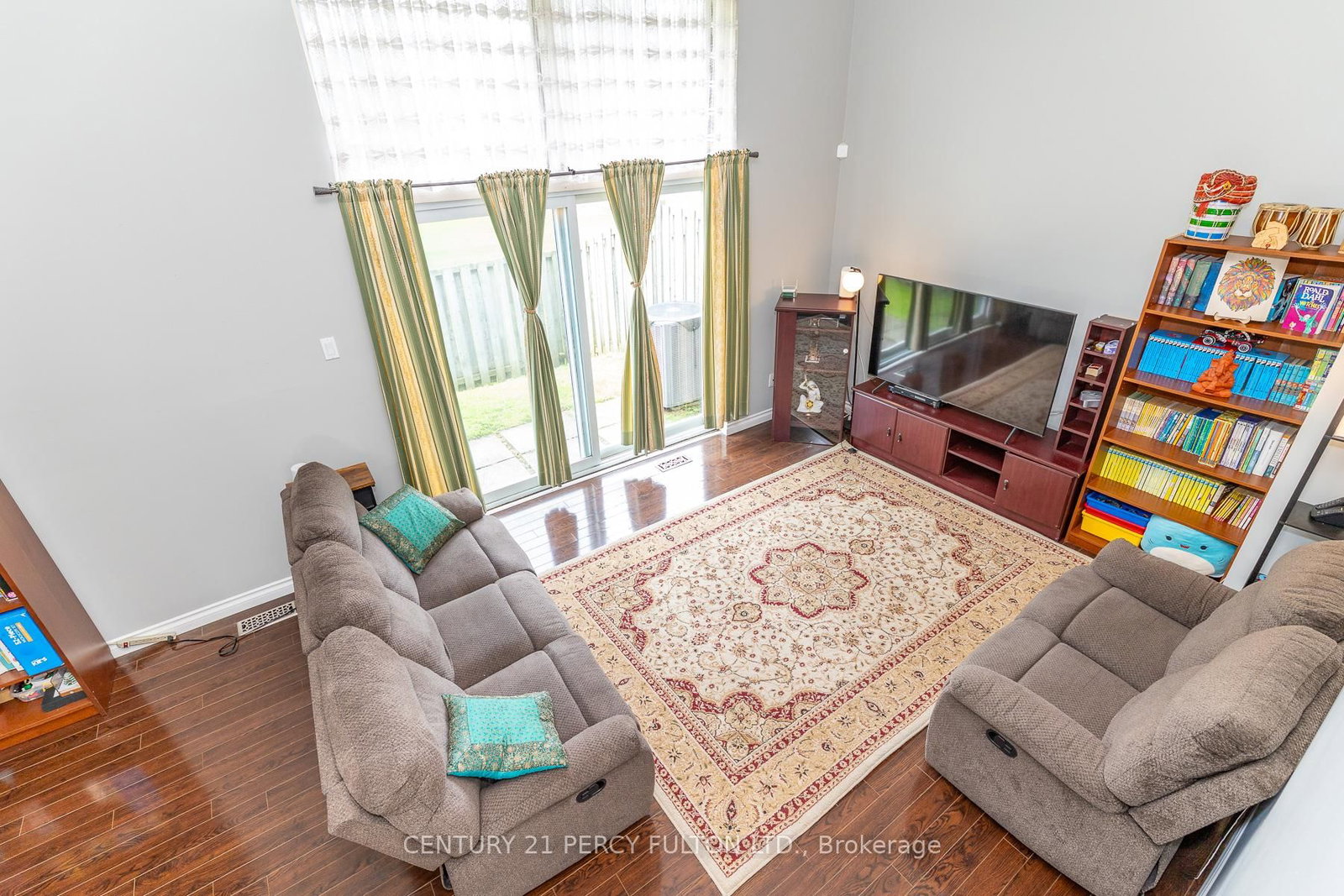 1415 Fieldlight Boulevard • ##4 • Pickering, ON photo 13