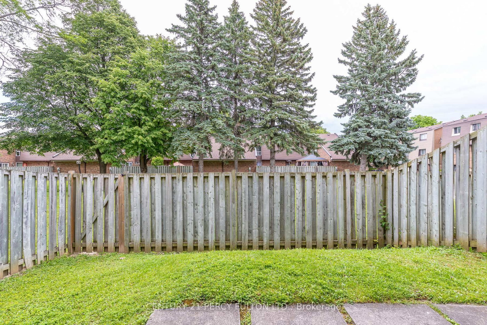 1415 Fieldlight Boulevard • ##4 • Pickering, ON photo 39
