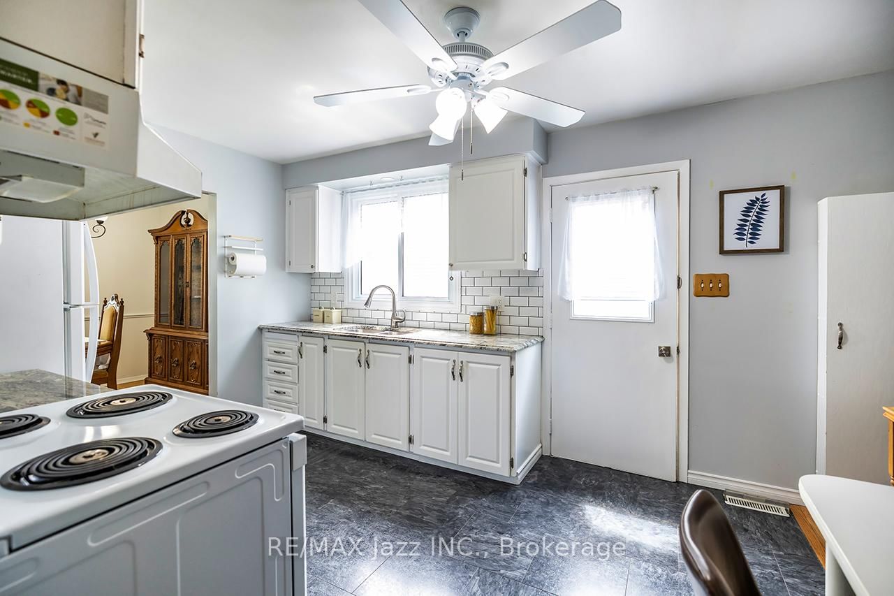 22 Deerpark Crescent