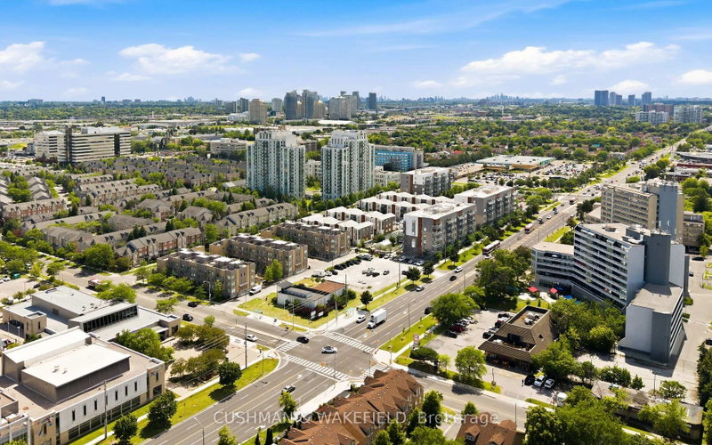 1088 Progress Ave photo 2
