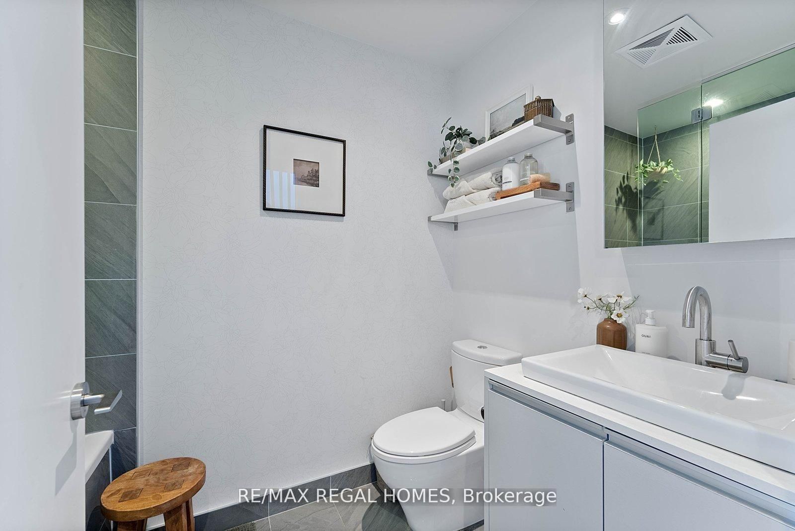 1238 E Dundas Street • #TH110 • Toronto, ON photo 26