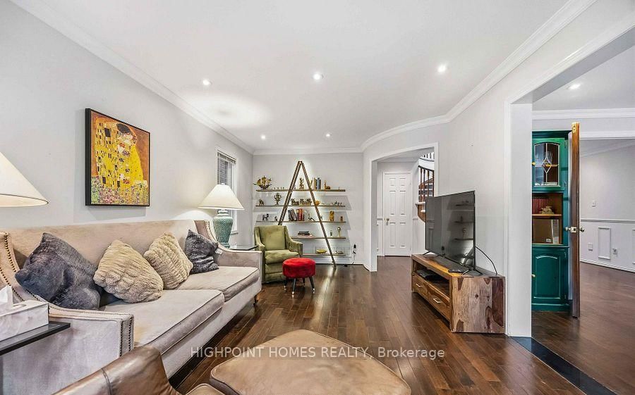 903 Alanbury Crescent • Pickering, ON photo 10