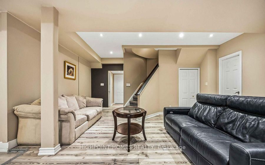 903 Alanbury Crescent • Pickering, ON photo 36