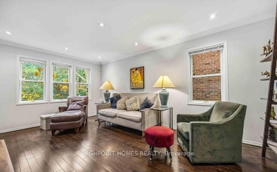 903 Alanbury Crescent • Pickering, ON photo 8