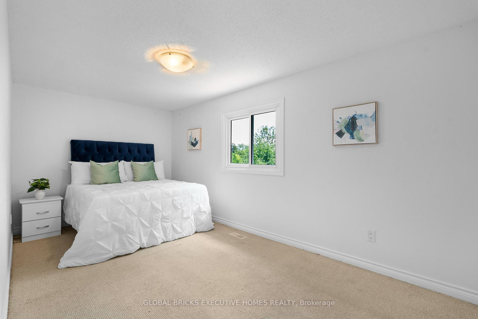 125 Andrew Street • Clarington, ON photo 12