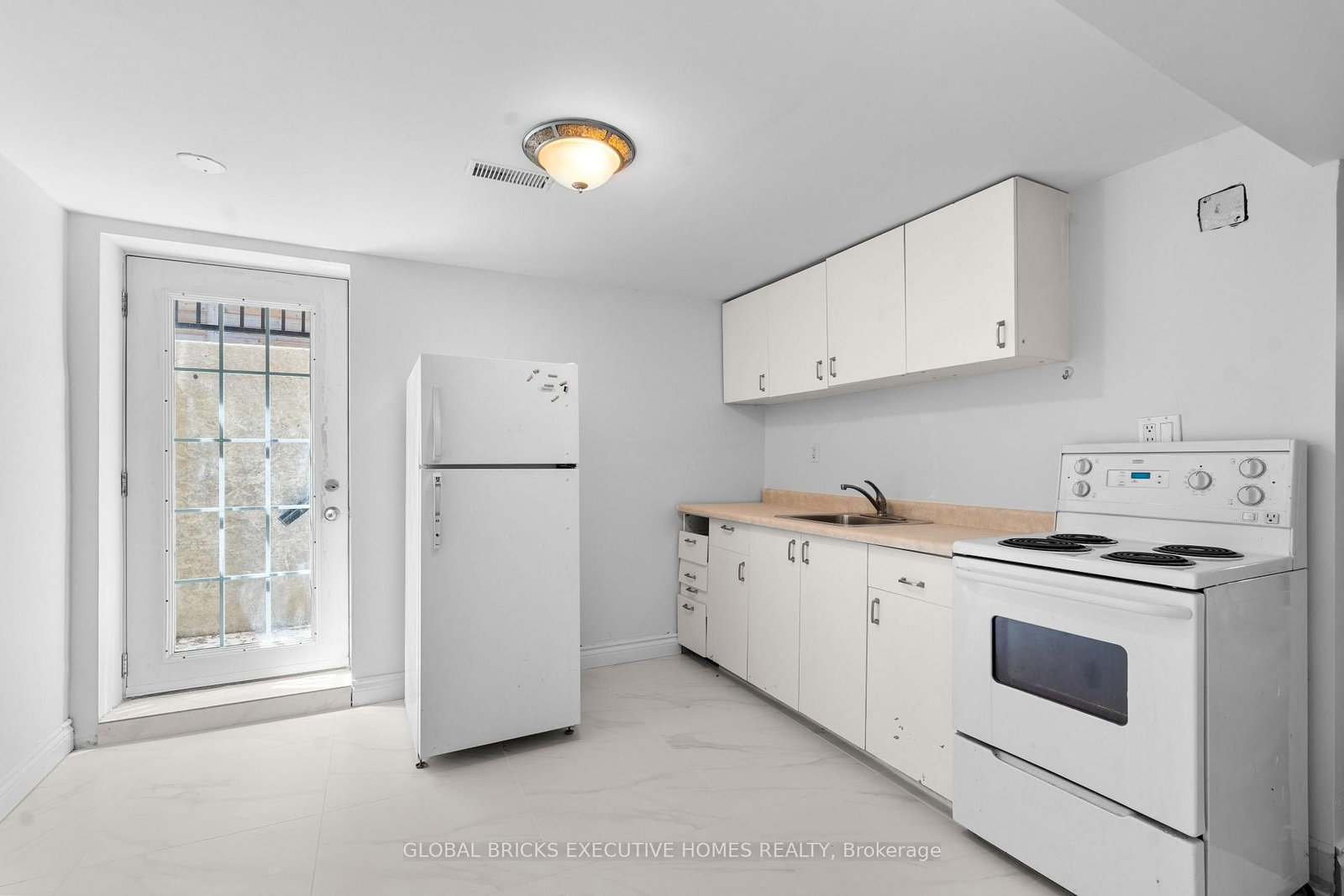 125 Andrew Street • Clarington, ON photo 19