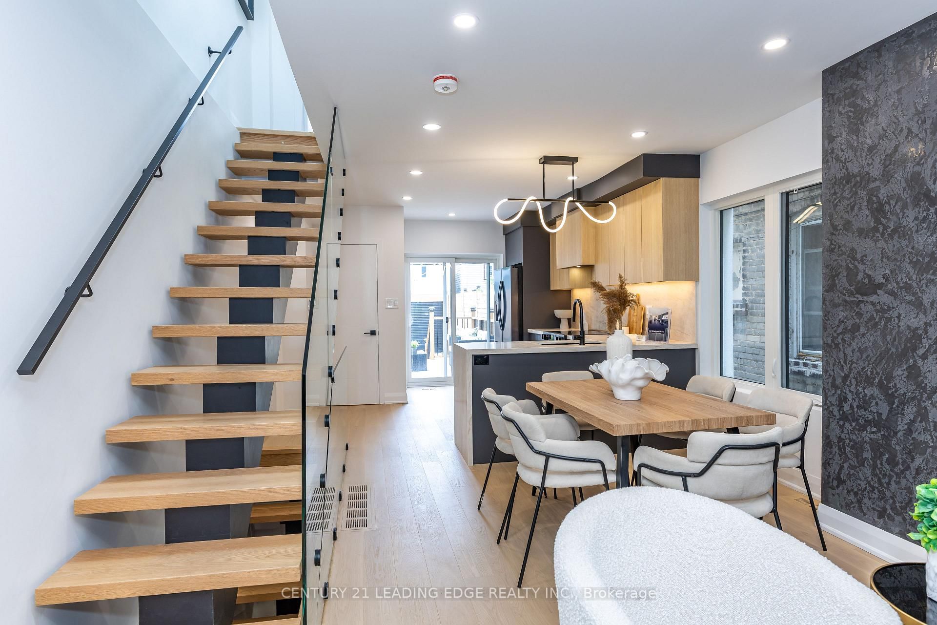 12 Marigold Avenue