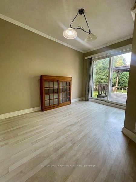 38 Fenwood Heights • Toronto, ON photo 14