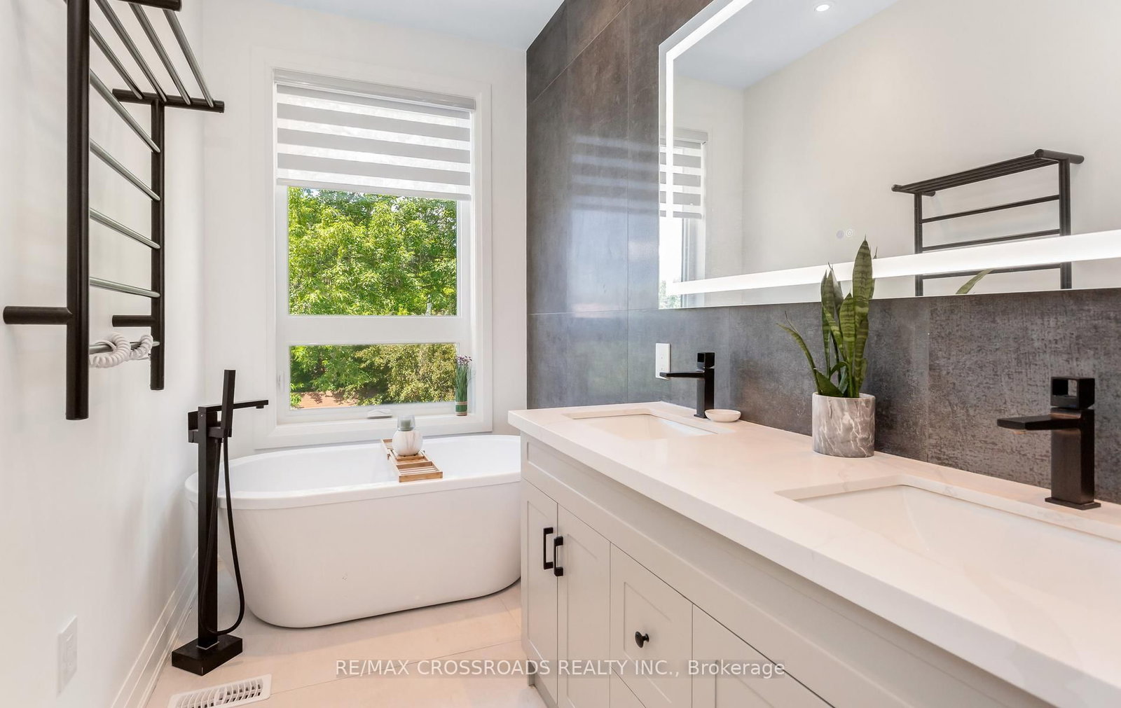 10 Hamstead Avenue • Toronto, ON photo 20
