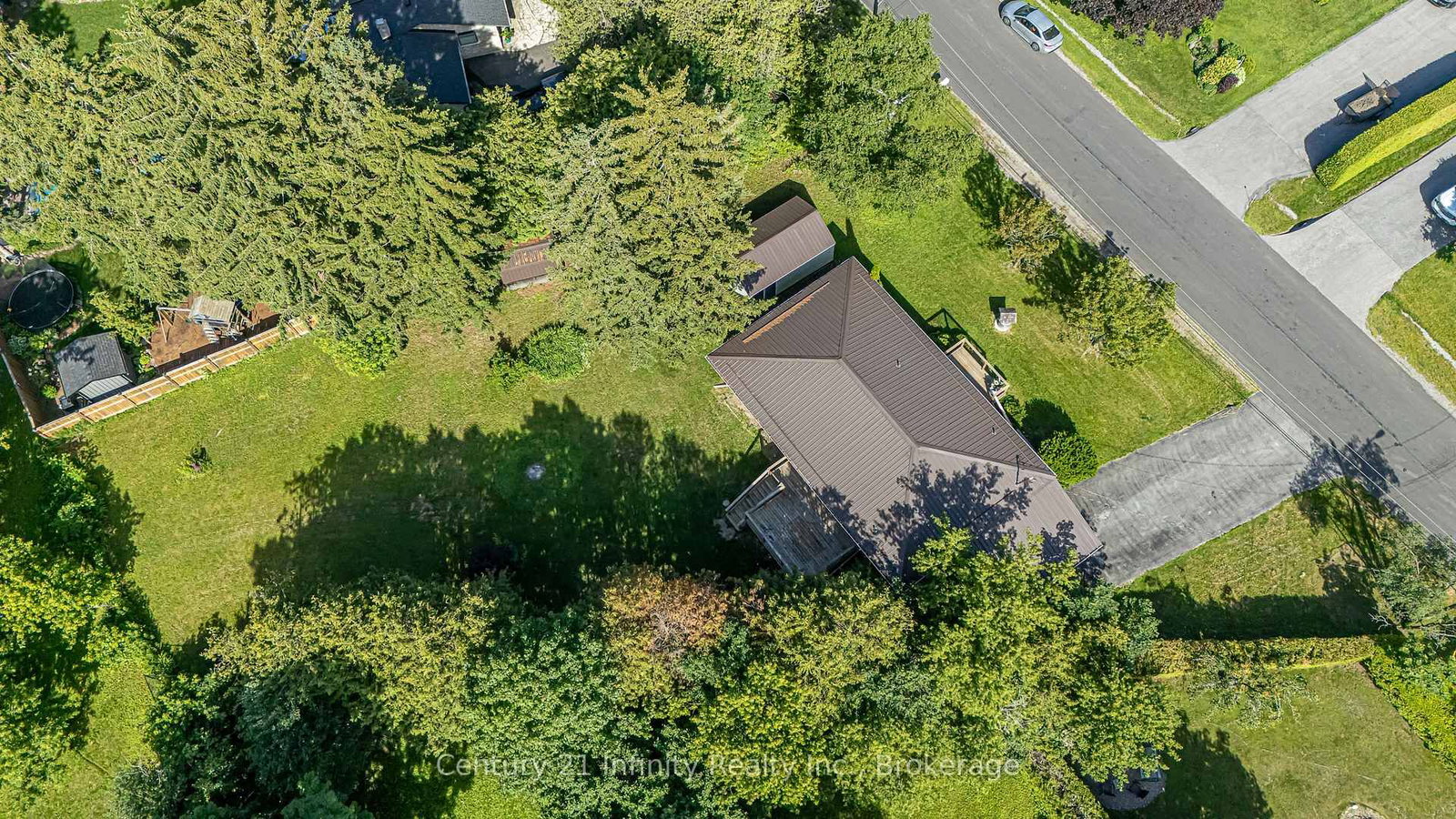 7 Robmar Street • Whitby, ON photo 42