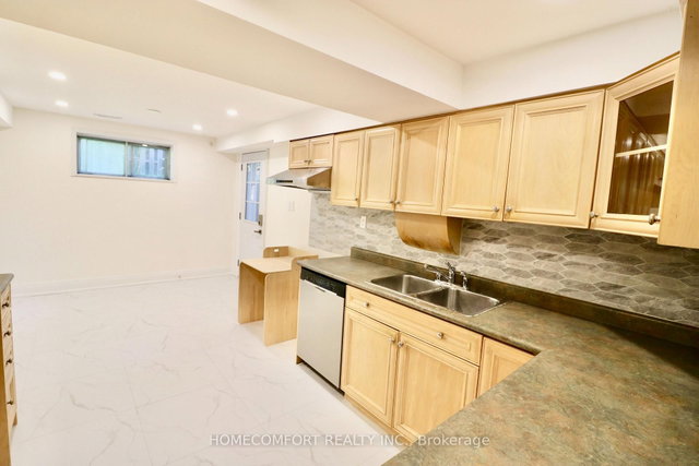 Semi Basement - 69 Fairglen Avenue