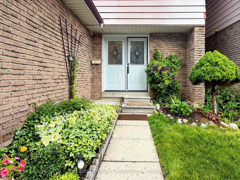 54 Ashridge Drive