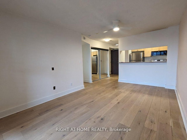 409 - 1797 Queen Street E