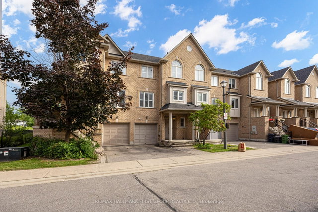 15 - 1075 Ellesmere Road