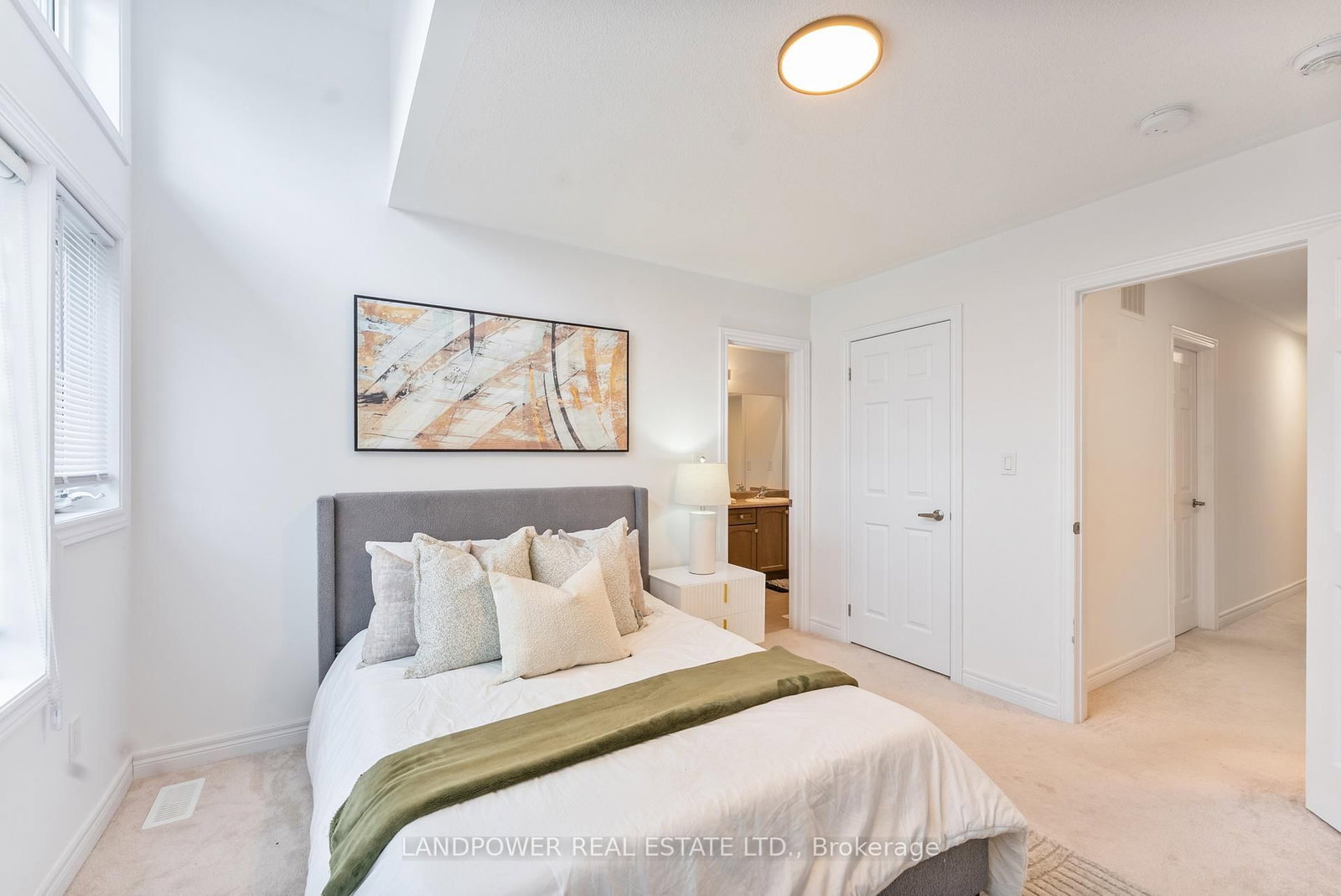 1102 Sepia Square • Pickering, ON photo 31