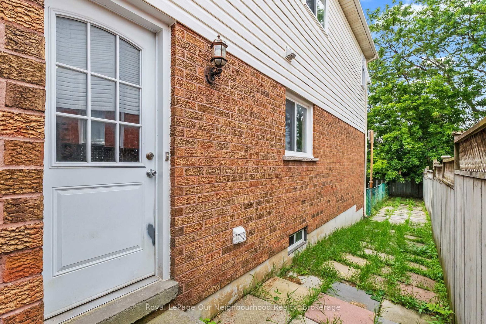 56 Glenabbey Drive • Clarington, ON photo 25