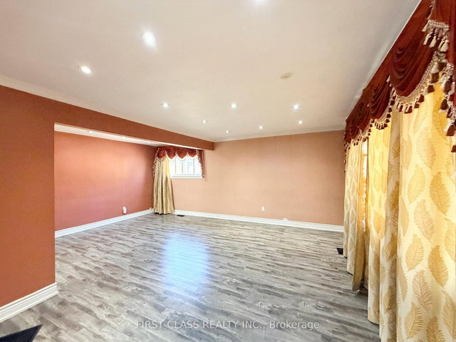 Main - 15 Leahann Drive