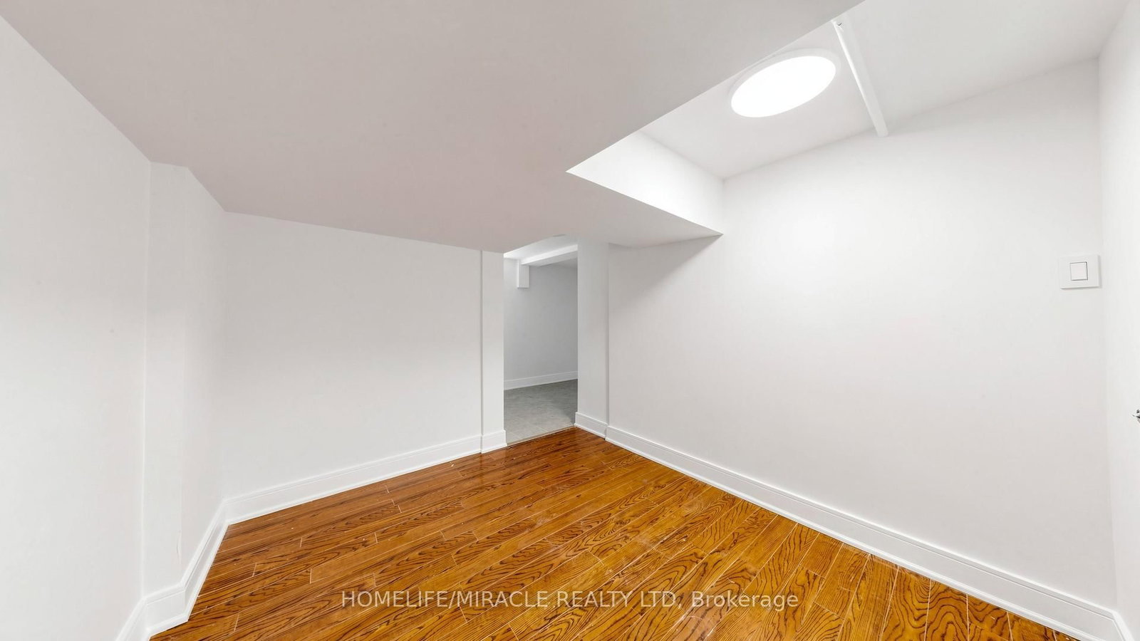 623 Olive Avenue • Oshawa, ON photo 44