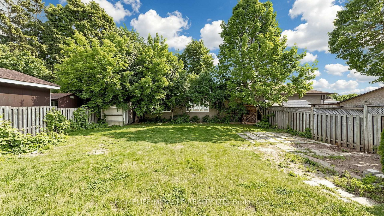 623 Olive Avenue • Oshawa, ON photo 50